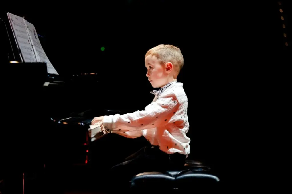 Piano lesson student performing in north vancover -MiFa school